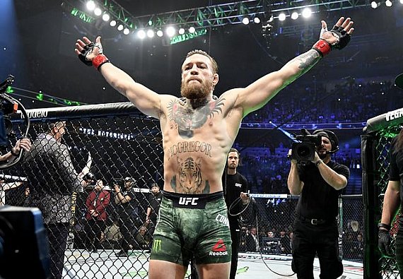 Conor McGregor против Max Holloway у главном догађају UFC 329