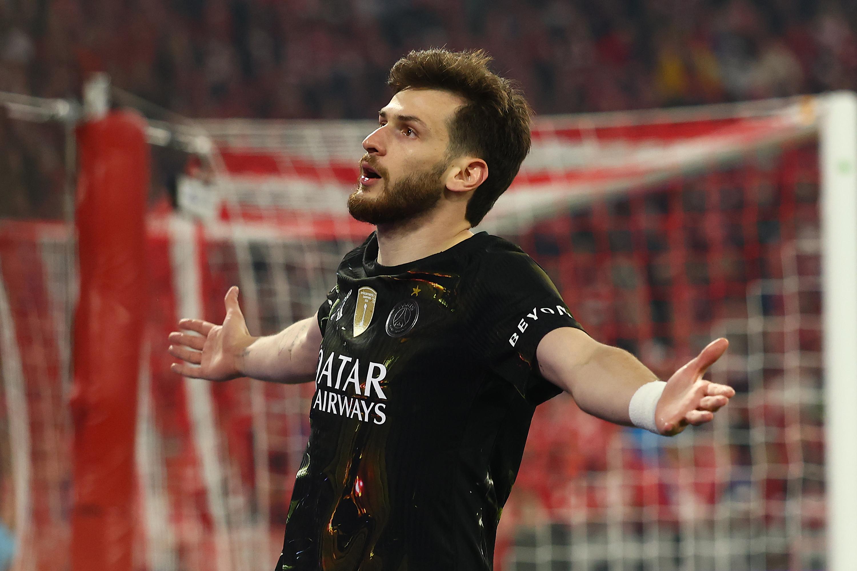 Kvaratskhelia Utekl U Rekordove S Još Jednom Jaka Performansom U UEFA Champions League