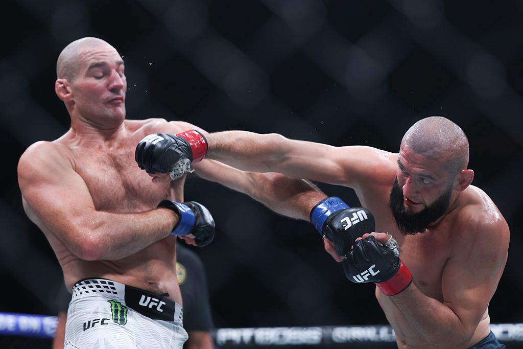 UFC 328: Uspjeo li je Čimaev na kanteru? Bio li zaslužen Stricklandov pobjeda?