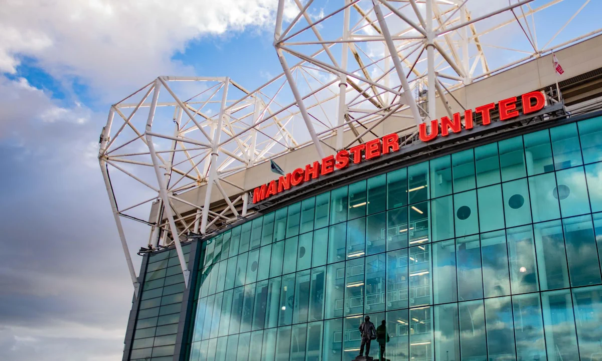 Manchester United Opet U UEFA Champions League s Teškim Početkom