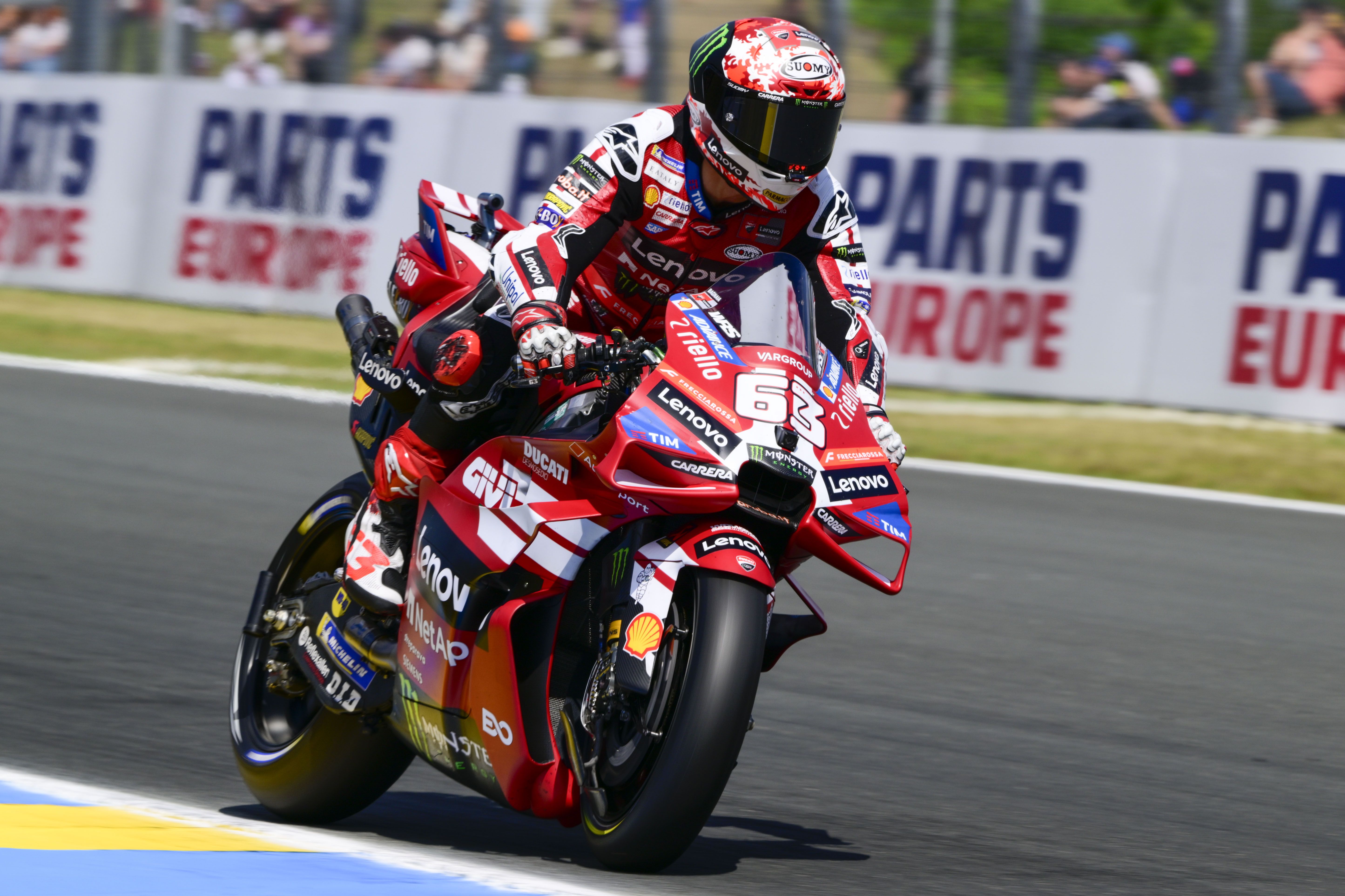 Bagnaia Počavni, Marc Márquez Nastoji Uzorak Bugatti Kružnice