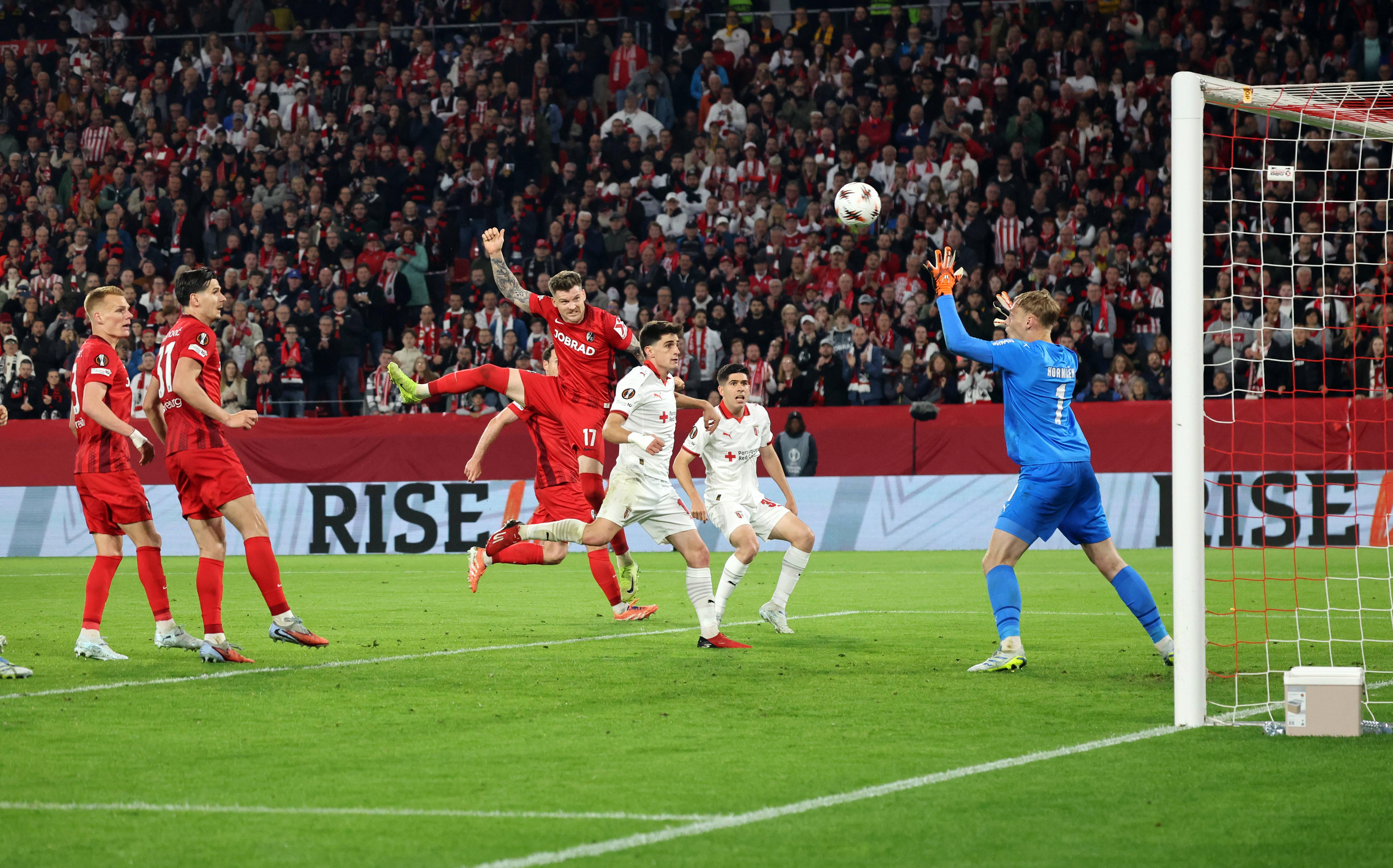 Freiburg Pobjeđuje Bragu i Stiže do Istorijskog Finaла