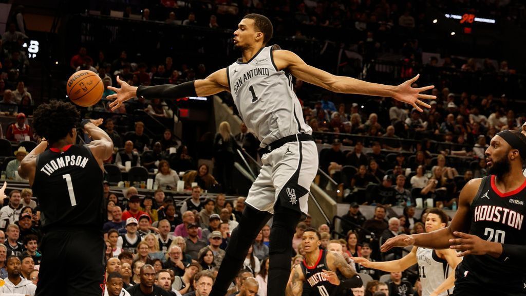Виктор Вембанјама и Чет Холмгрен воде NBA All-Defensive Team