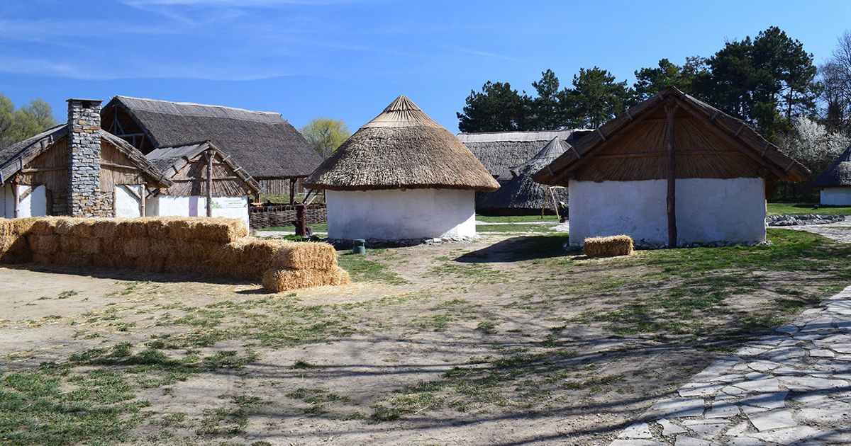 Најнеобичније село у Србији: Келтско село у срцу Срема