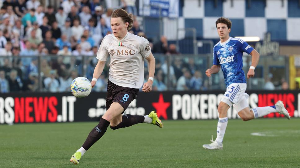 Napoli Zaklanja Put Como ka Ligu Perzonalnosti