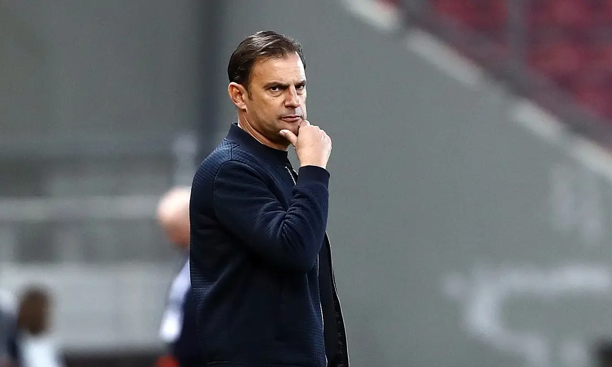 Syliadopoulos Pročisti Svoje Budućnosti, Ostavlja Vrat Otvoren za Rio Ave