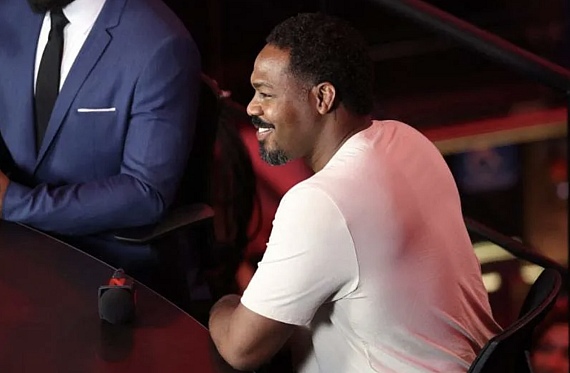 Џон Јонс похваљава MVP промоцију као бољу од UFC
