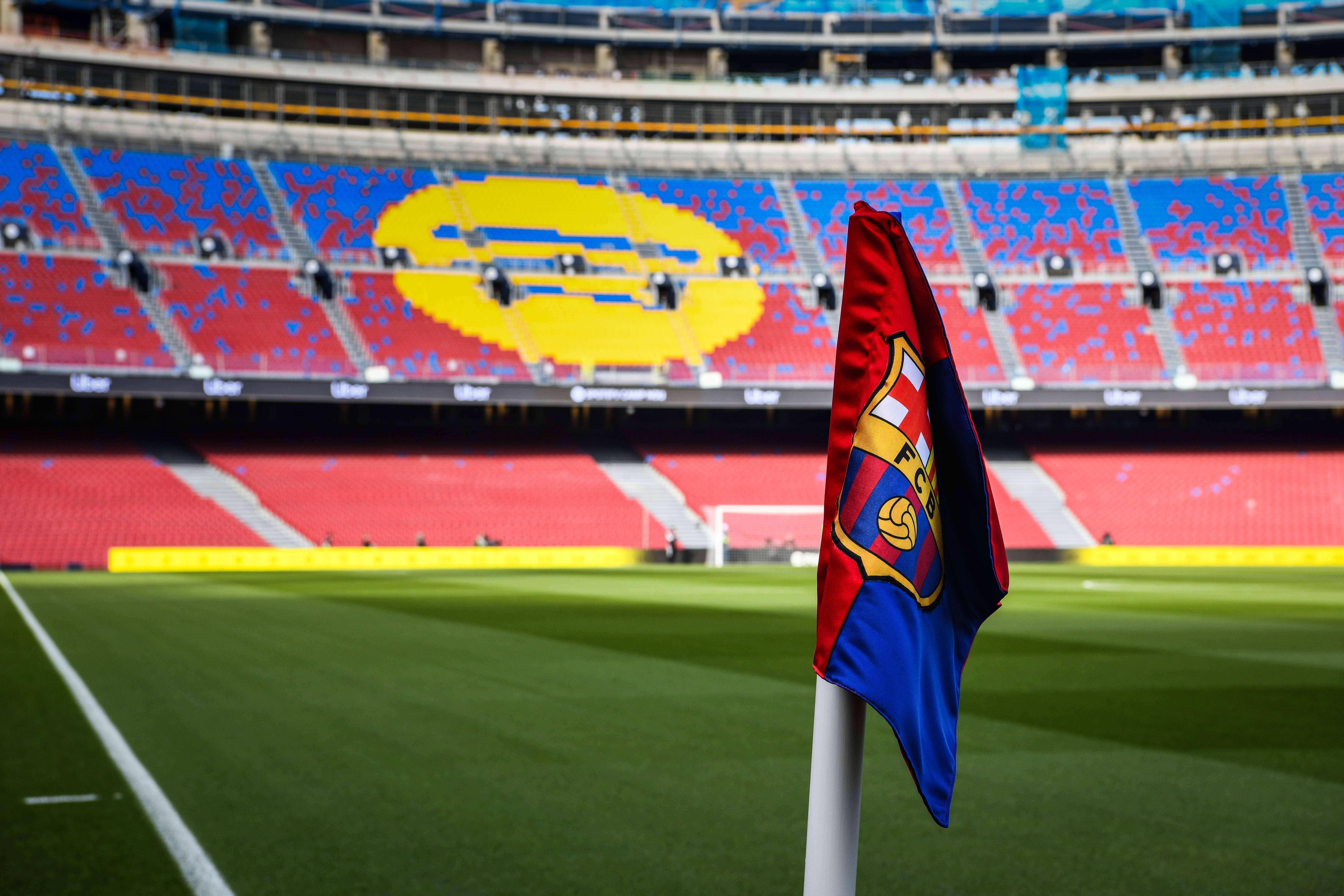 Bartomeu Obraća Se Na Događaj S Negreireom I Messiom I Tvrdi Da Je Laporta Laže O Financijama Kluba