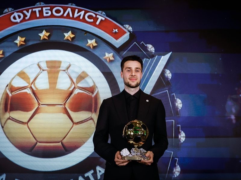 Iliya Greu Slavi Prvi Rođendan kao Igrač u Premier Leagueu