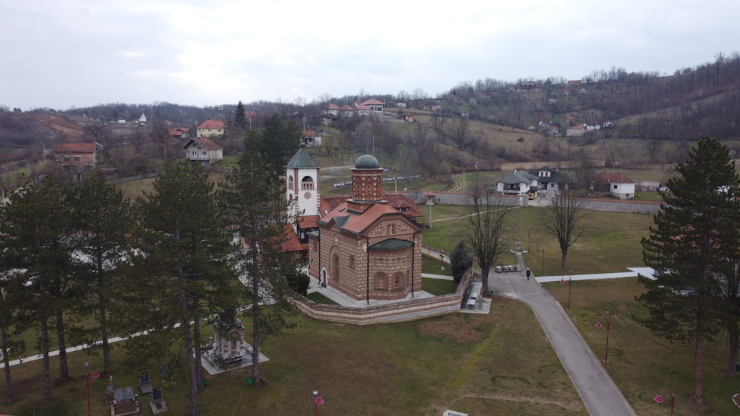 Иконографија Студенице: Дешифровање средњовековних фресака Србије краљевског манастира