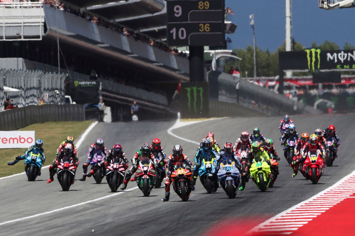 MotoGP Каталонска ГП: Маркес победи Акосту