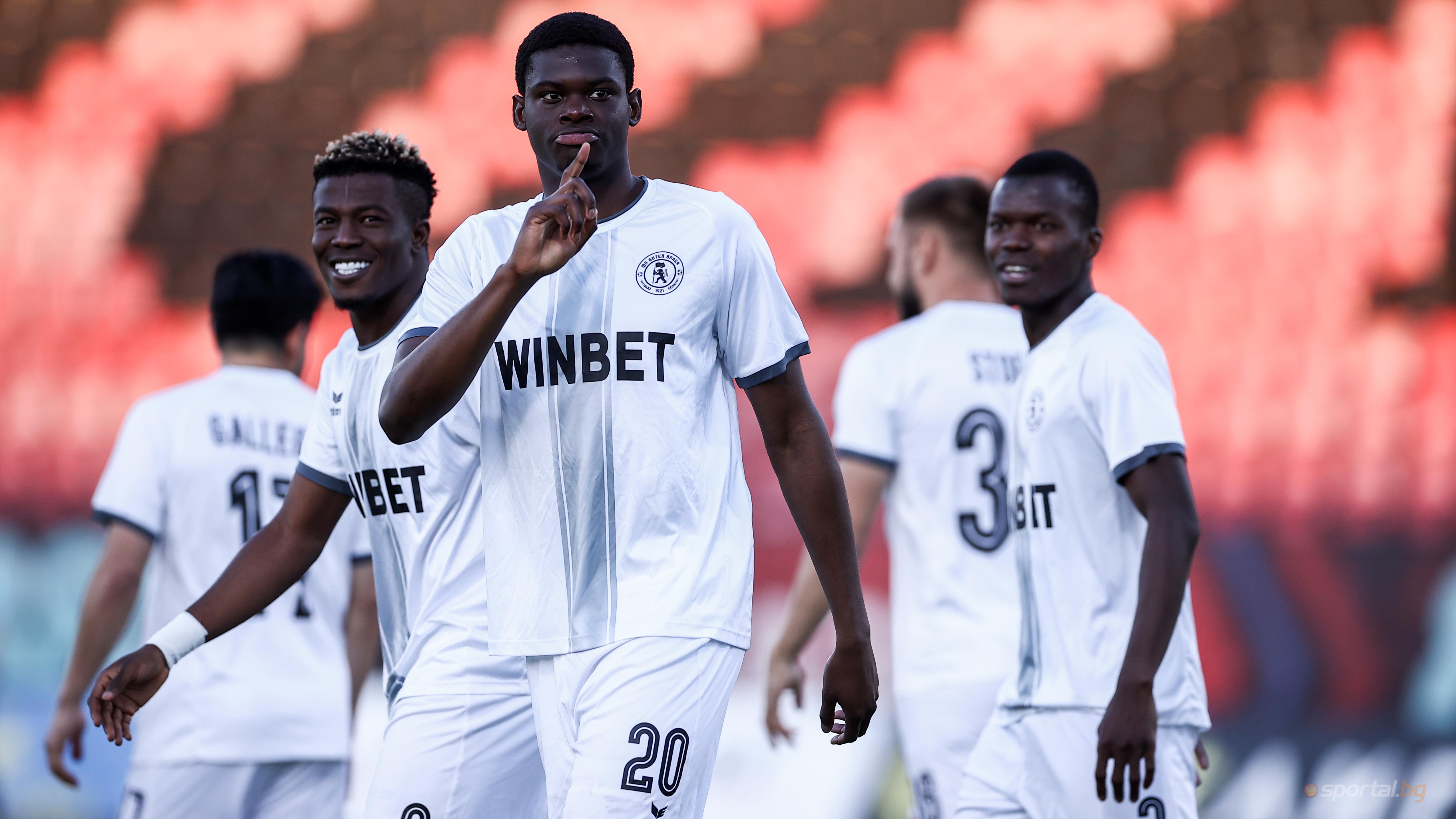 Lokomotiv Sofia 0:2 Botev Plovdiv, Domaći Tim Ima Probleme