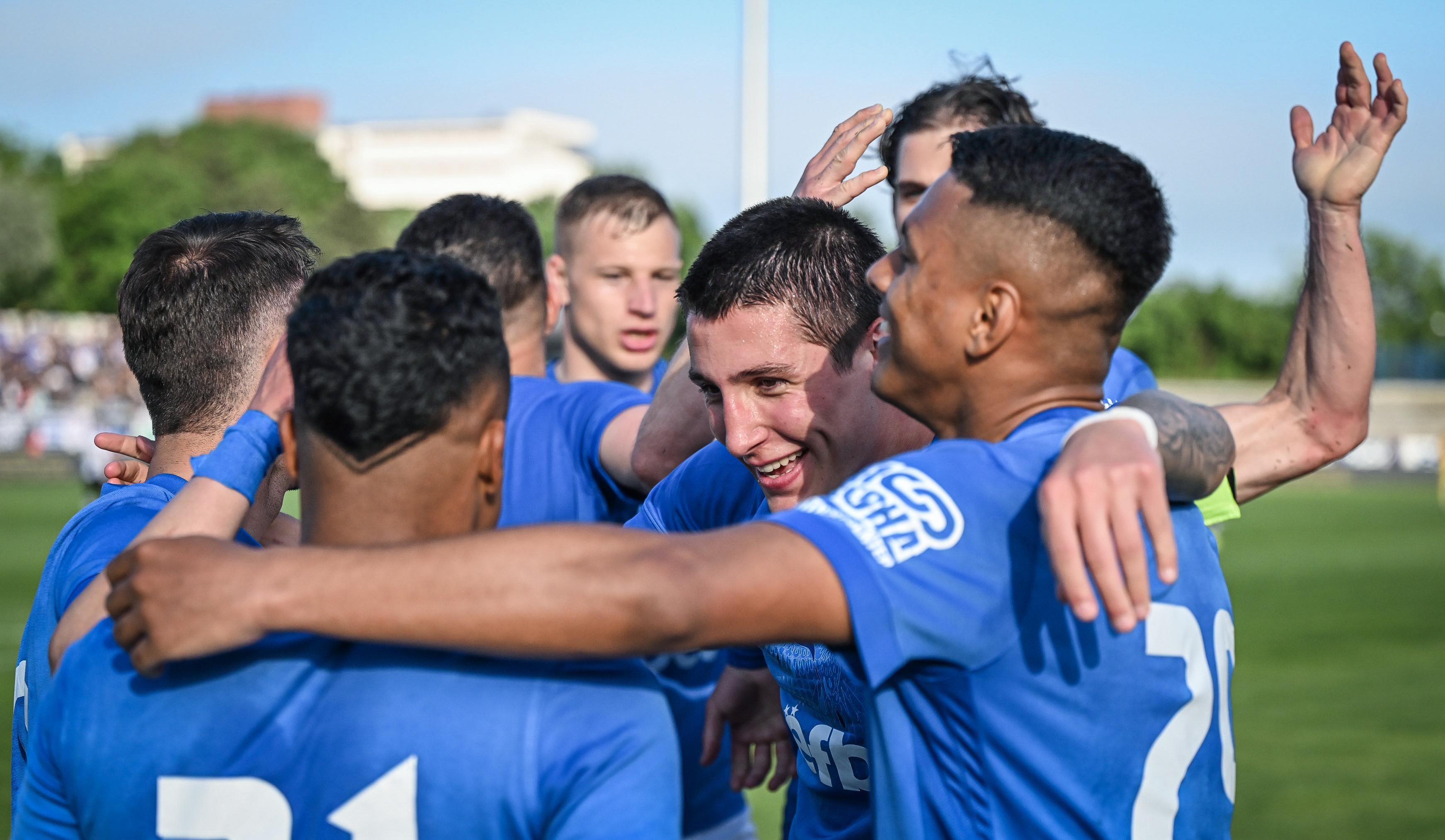 Спартак Варна триумфира 3-0 над Локомотив Софија