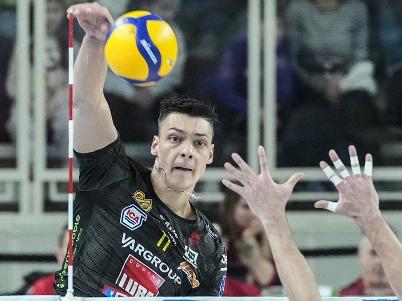 Alekšandar Nikolov Ponovo Srebrna Medala u Talijanu, Skorirao 25 Bodova u Završnom Utakmici Sezone
