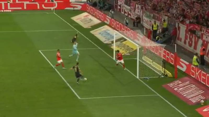 Hrvatski Zvijezda Sjajni u Bundesligi: Prva Pobjeda za Žensku Trenericu!
