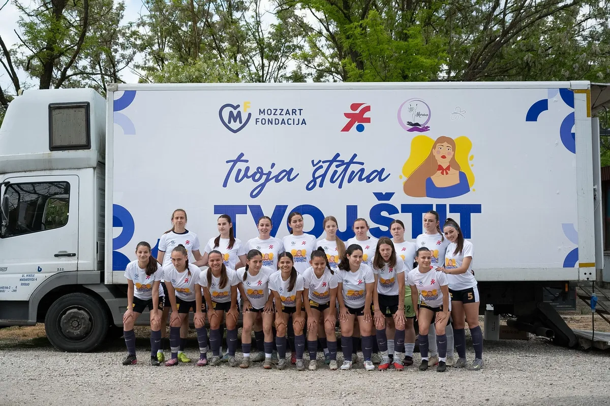 Preko 800 besplatnih pregleda štitne žlezde u 10 dana: Karavan "Tvoja štitna, tvoj štit" nastavlja putovanje kroz Srbiju