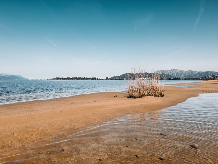 Геологија плажа са грашом у Биограду на Морју, Хрватска