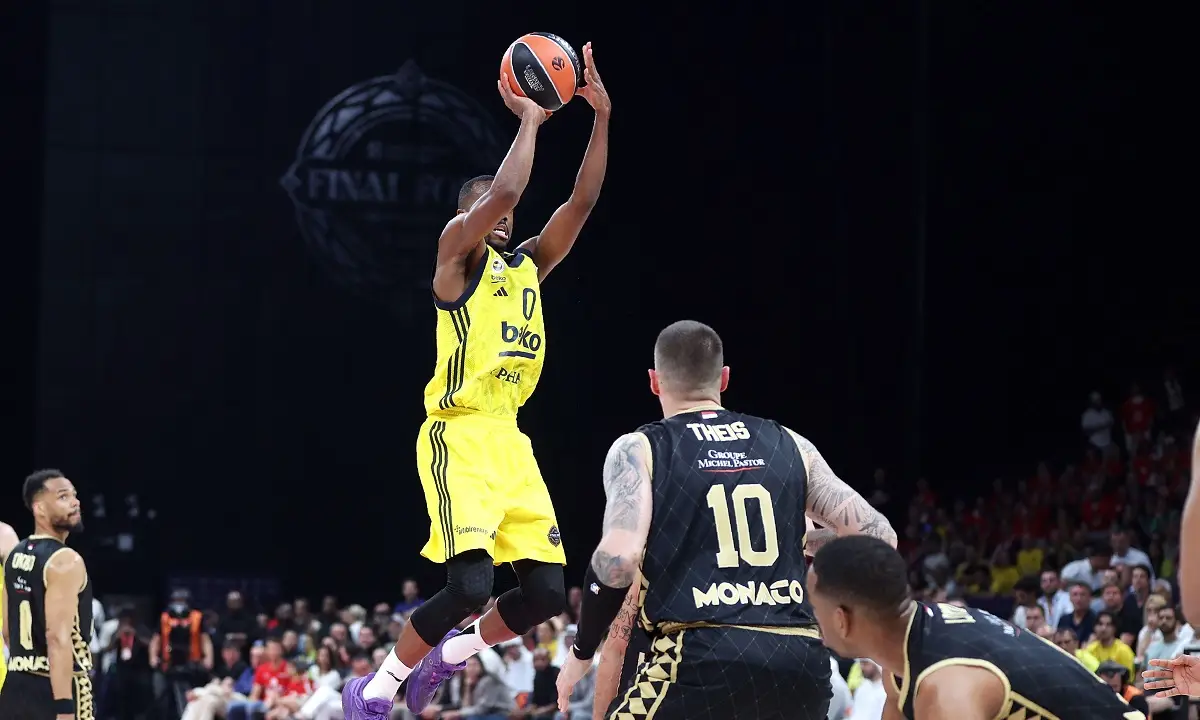 Eric McCollum Analizira Igru Olympiacosa i Pronalazi Probleme koje Vidijo Svi osim Barton