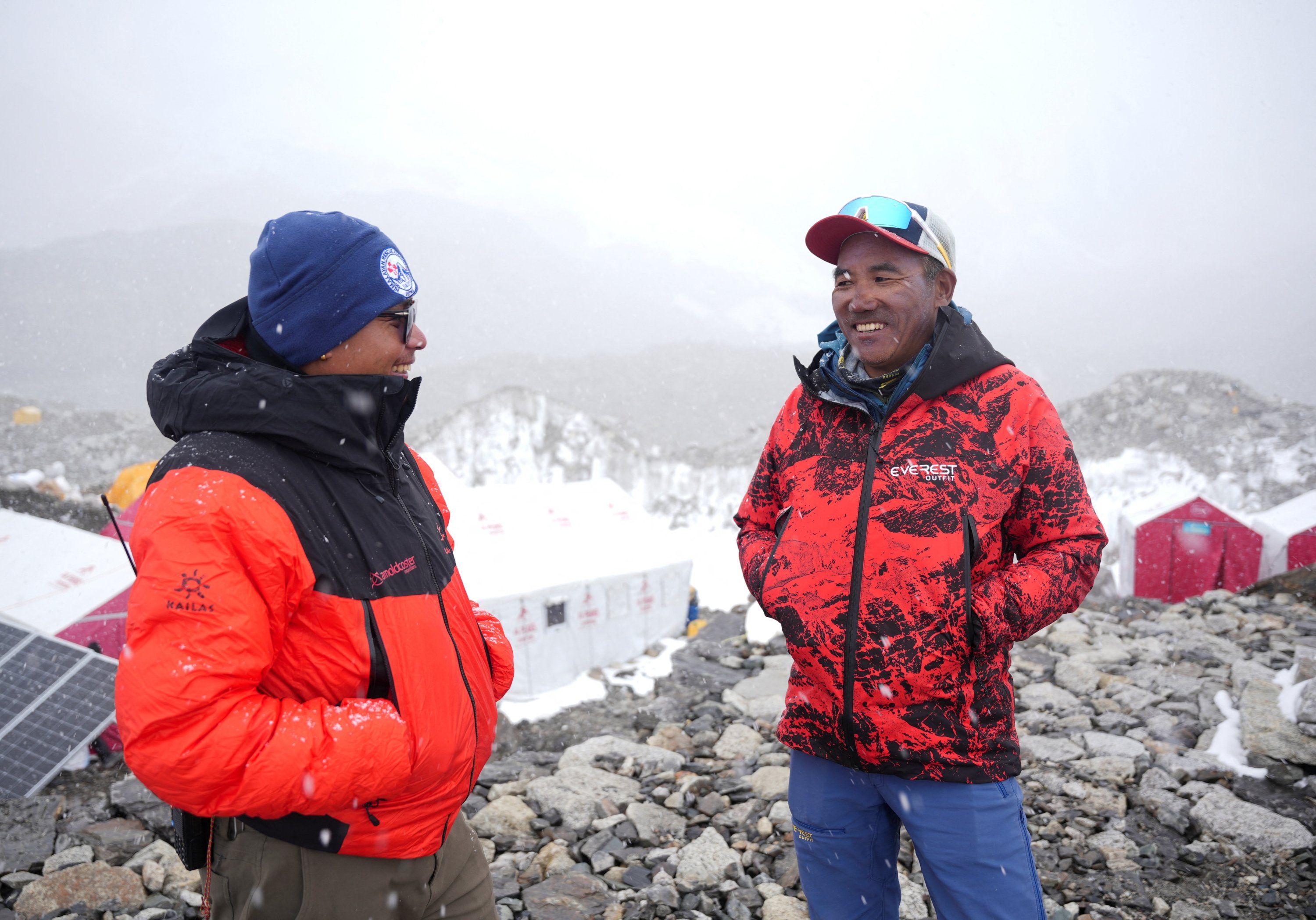 Kami Rita Šerpa i Lhakpa Šerpa Postiže Novo Rekordno Skaliranje na Everest