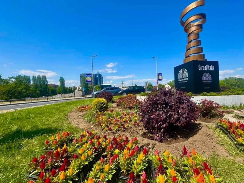 Plovdiv označen tisućama cvijeća za Giro d'Italia