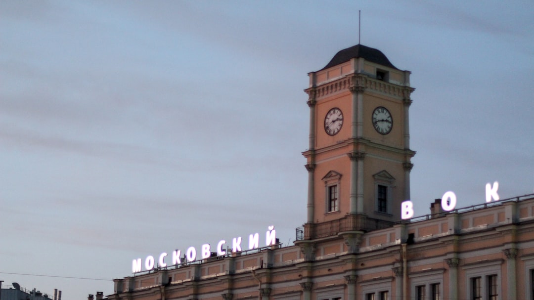 Јаке грмљавинске олује и обилне кише погодили су Софију и северозападну Бугарску