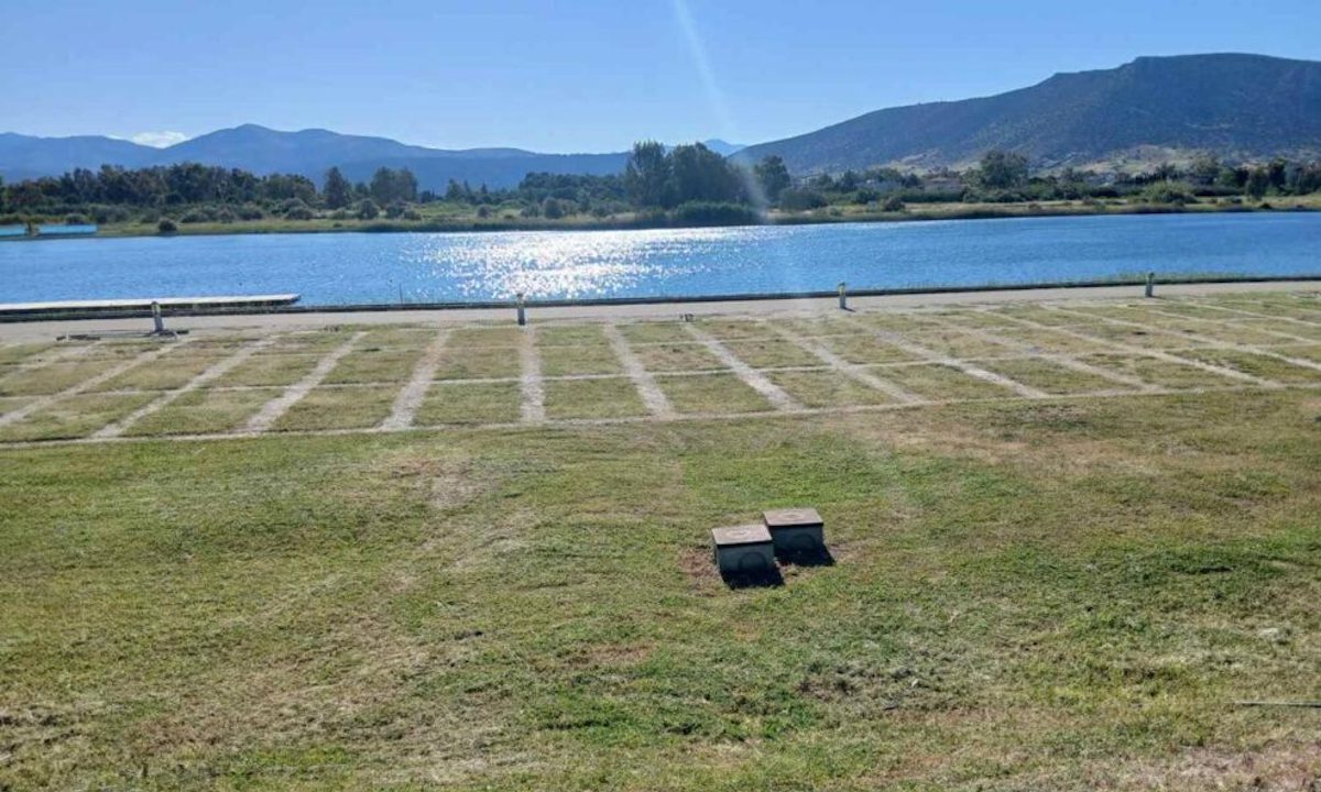 Skokovni Obitelj u Schoiniji Dospjeva do Konačnog Etapa Renovacije